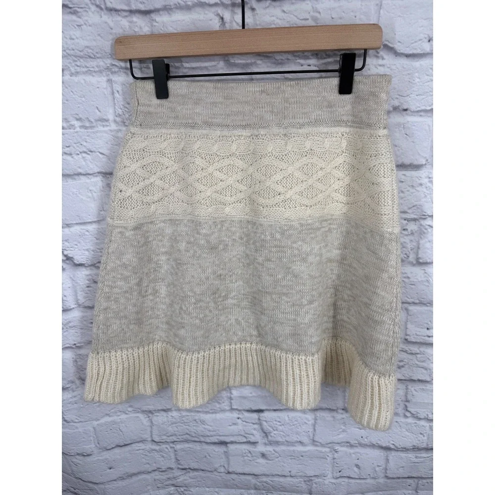 Akini‎ Knit Sweater Skirt Womens Small Cream Oatmeal Wool Blend Ruffle Hem Boho